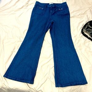 vintage dark blue flared jeans